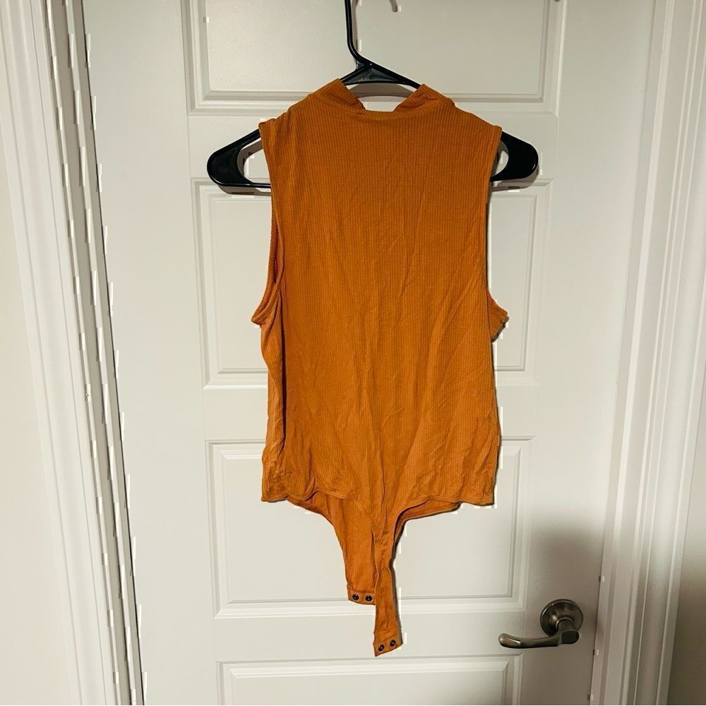 Express Bodysuit   - Picture 3 of 3